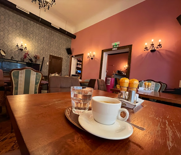 Comentarii opinii despre Piaf