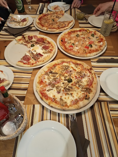 Comentarii opinii despre Gostilnica Slatnik Klavdija Luzar s.p.