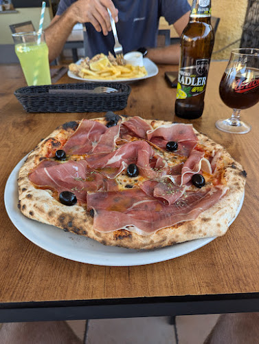 restavracija in pizze-rija Pr' Krištofu