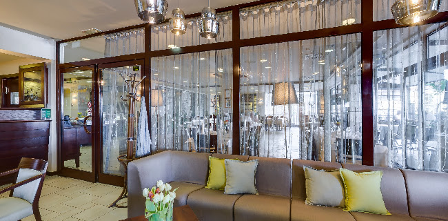 Veliki trg 11, 6310 Izola