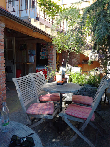 Torpedo Bar - Gastronomija in gostinstvo