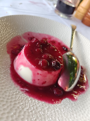 Morova ulica 4, 6310 Izola