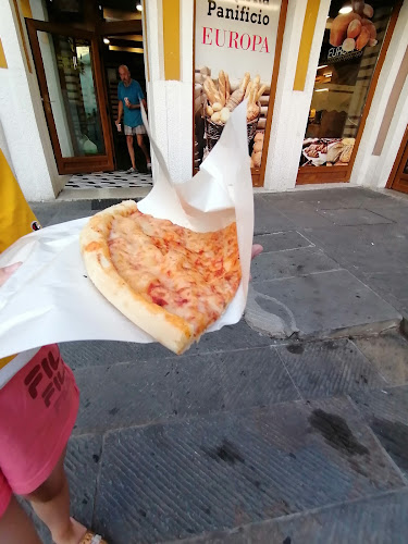 Pekarna Europa - Gastronomija in gostinstvo