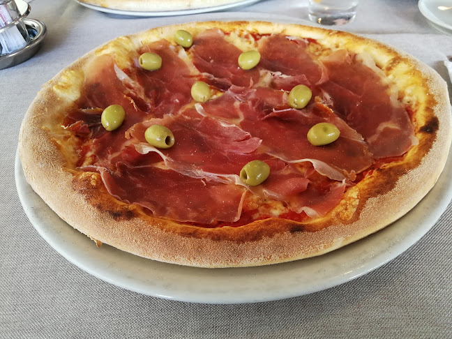 Restavracija in pizzeria Guliver - Gastronomija in gostinstvo