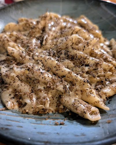 Pizzeria Santalucia - Gastronomija in gostinstvo