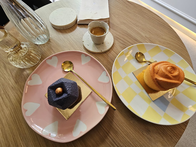YAUYA Patisserie - Gastronomija in gostinstvo