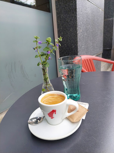 Opinii despre Smuggler bar în Ljubljana - Gastronomija in gostinstvo