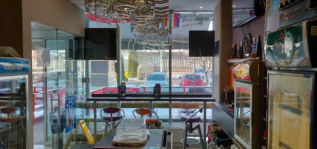 Kava bar Na poti domov - Gastronomija in gostinstvo