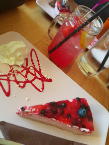 Opinii despre Kavarna Cukr în Ajdovščina - Gastronomija in gostinstvo