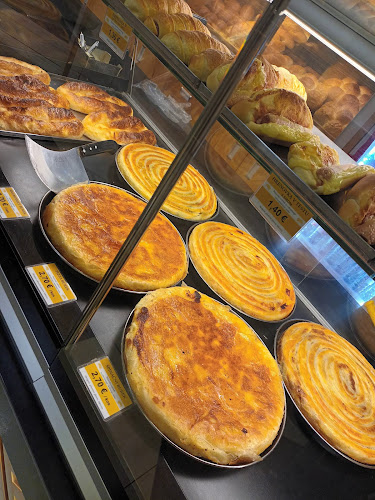 Papirniški trg 14, 1260 Ljubljana - Polje