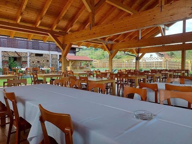 Za Kalvarijo 10, 2000 Maribor