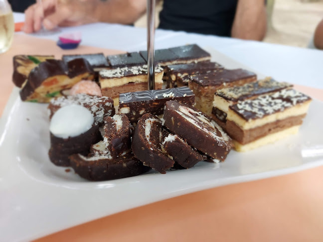 Rajski otok - Gastronomija in gostinstvo