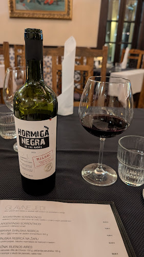 Argentino - Gastronomija in gostinstvo