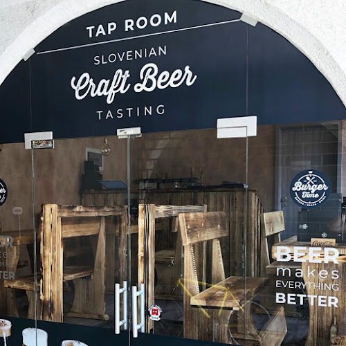 Opinii despre Burger Time Ljubljana în Ljubljana - Gastronomija in gostinstvo