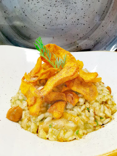 Villa Andor restaurant & hotel