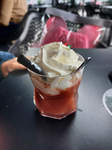 Comentarii opinii despre Hof Caffe