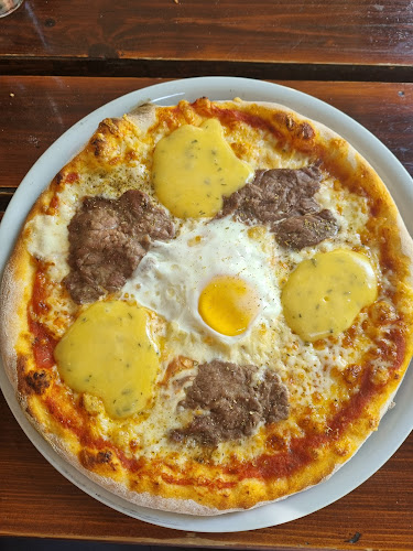 Picerija Ancora - Gastronomija in gostinstvo