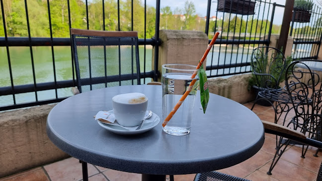 Cafe Piano - Gastronomija in gostinstvo