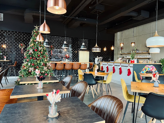 Comentarii opinii despre Projekt Burger