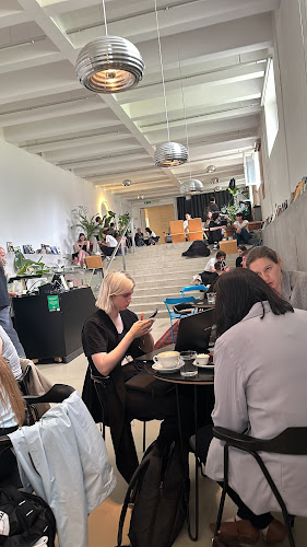 Comentarii opinii despre Kavarna Moderna