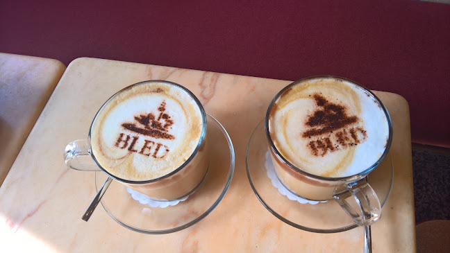 Comentarii opinii despre Kavarna Apropo