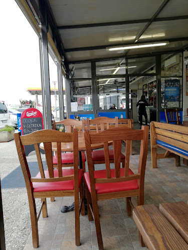 Comentarii opinii despre Serminček Bar & Grill Koper