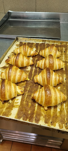 Pekarna in slaščičarna Ramadanaj - Gastronomija in gostinstvo