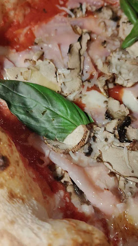 Restaurant and Pizzeria Minutka