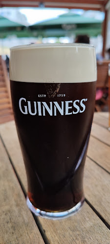 Mala ulica 8, 1000 Ljubljana