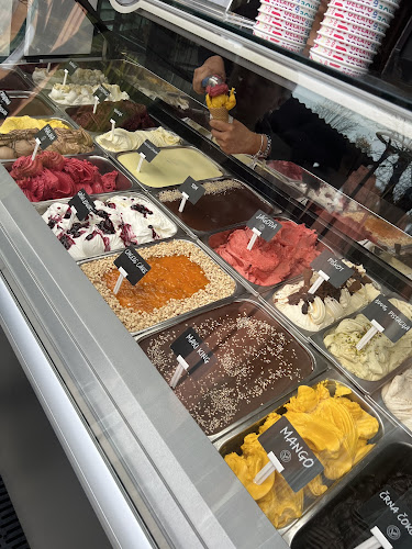 LEDENA - Slaščičarna & Bar