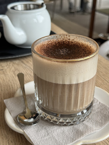 Opinii despre Čajnica in kavarna DNEVNA în Nova Gorica - Gastronomija in gostinstvo