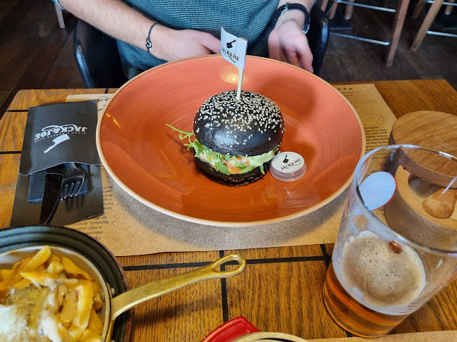 Ob bregu 20, 2000 Maribor