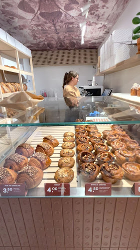 Opinii despre Pekarna Ana în Ljubljana - Gastronomija in gostinstvo