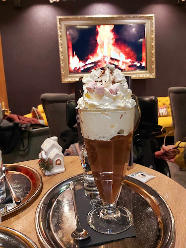 Lounge Bar Venezia - Gastronomija in gostinstvo