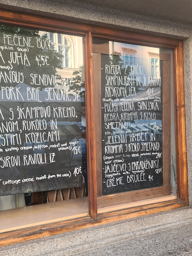 Javornik Arkade - Gastronomija in gostinstvo