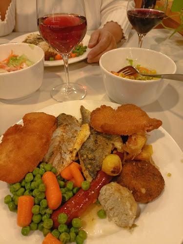 Pizzerija Perunika - Gastronomija in gostinstvo