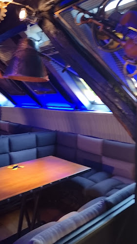 Bunker postapocalyptic steampunk bar