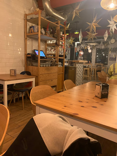 Comentarii opinii despre PUNKT, bistro in kavarna