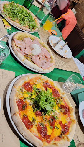 Ošterija Žogica - Gastronomija in gostinstvo