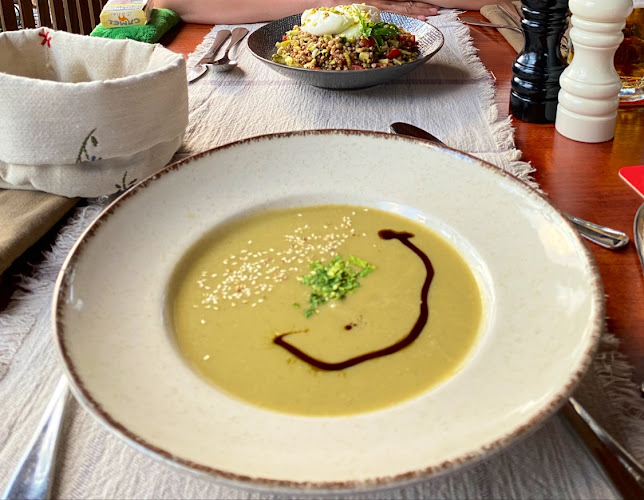 Bistro Kaval - Gastronomija in gostinstvo