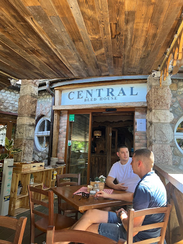 Restavracija Central Bled - Gastronomija in gostinstvo