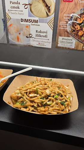 Nazorjeva ulica 1, 1000 Ljubljana