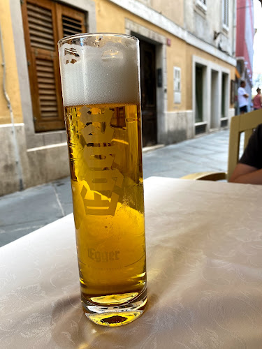 Restavracija Neptun - Gastronomija in gostinstvo