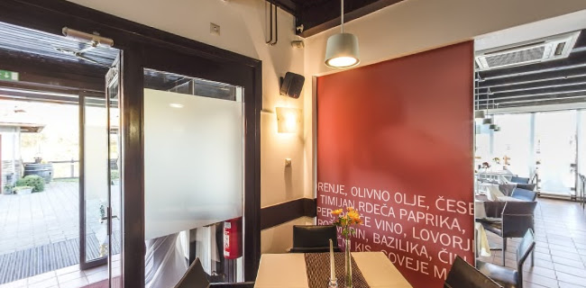 Comentarii opinii despre Oaza GRILL