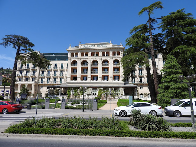 Dantejeva ulica 6, 6330 Piran