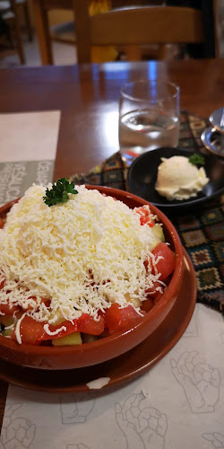 RESTAVRACIJA GALA ŽAR - Maribor