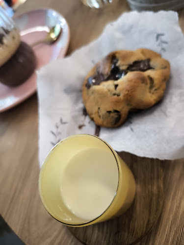 Comentarii opinii despre YAUYA Patisserie