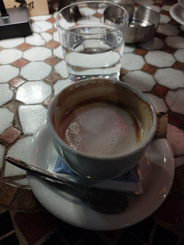 Opinii despre Reformator pub în Ljubljana - Gastronomija in gostinstvo