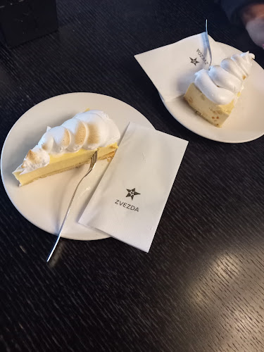 Opinii despre Zvezda kavarna in slaščičarna în Ljubljana - Gastronomija in gostinstvo