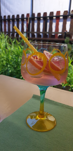 KOKTAJL, mešanje pijač, d.o.o., PR FARTKU (koktajl bar) - Gastronomija in gostinstvo